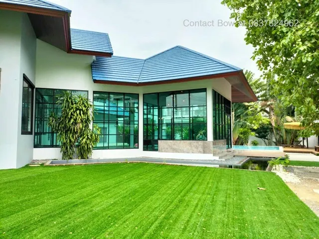 ขายบ้านเดี่ยวสไตล์บาหลีหลังใหญ่  พร้อมสระว่ายน้ำ  ใกล้ซีคอนสแควร์