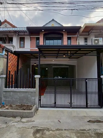 ขายบ้าน เคซี รามอินทรา 3 รีโนเวทใหม่หมด พร้อมอยู่ ใกล้แฟชั่นไอส์แลนด์