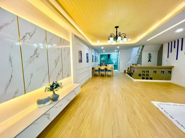 **ขายบ้าน เคซี รามอินทรา 3 บ้านรีโนเวทใหม่ พร้อมเฟอร์ ใกล้ทางด่วนจตุโชติ แฟชั่นไอส์แลนด์