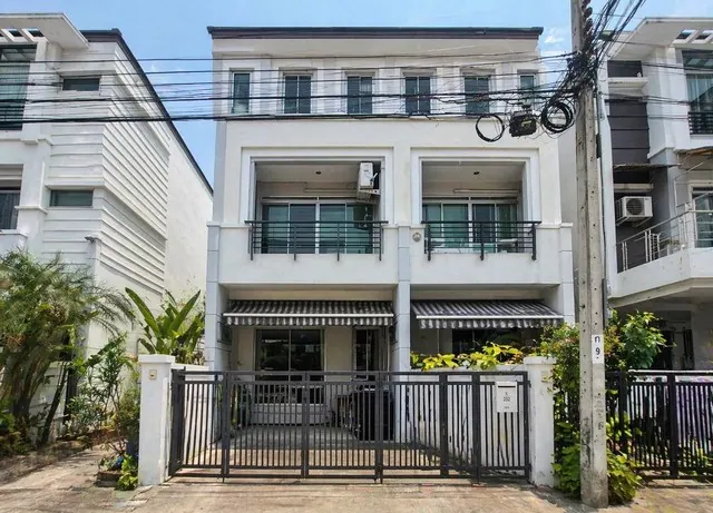 บ้านกลางเมือง เดอะ รอยัล โมนาโค ศรีนครินทร์-พัฒนาการ