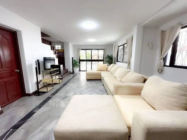 --ให้เช่าบ้าน-- หมู่บ้าน Home Aveune พร้อมเข้าอยู่