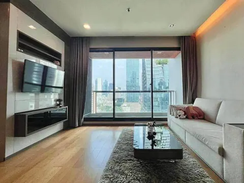 ็็คอนโด Luxury The Address Sathorn  (คอนโดดิ แอดเดรส สาทร)
