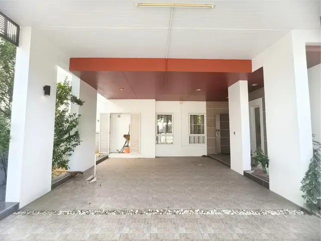 ขาย ให้เช่า บ้านเดี่ยว หน้าสวน Parkway Aliv รามคำแหง (ปาร์คเวย์ชาเล่ต์ เฟสใหม่) ติดรถไฟฟ้า 3 ห้องนอน 4 ห้องน้ำ