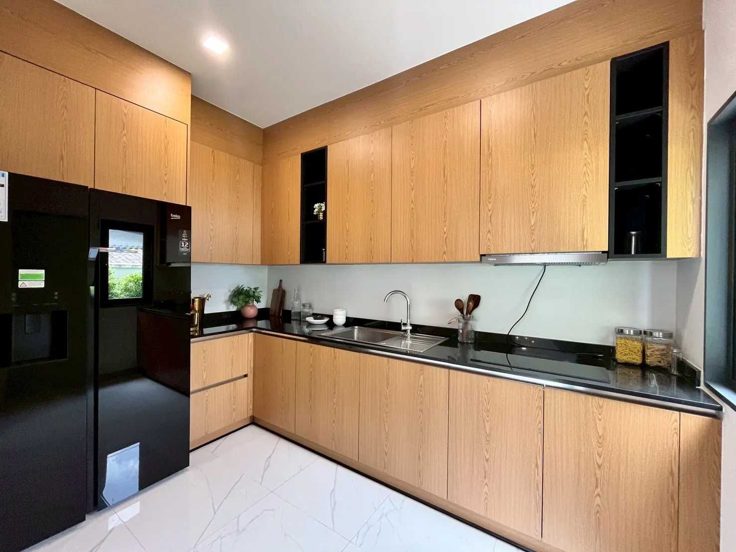 Riva Prime บ้านสวยวิวเขา ใกล้ทะเลบางแสน บ้านเดี่ยวหรูสำหรับ ครอบครัวใหญ่ ที่ออกแบบมาเพื่อทุกช่วงวัยของการใช้ชีวิต