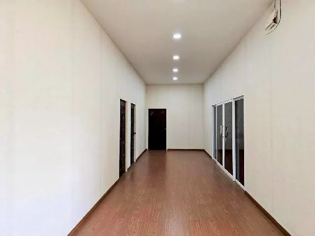 ขายที่ดินพร้อมอาคารสำนักงาน 2 ชั้น พื้นที่ 8-0-20 ไร่ ต.สนับทึบ อ.วังน้อย จ.พระนครศรีอยุธยา