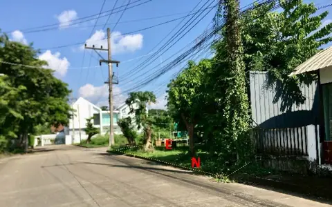 ขายที่ดินเปล่า คุ้มพญา หางดง ถ.เชียงใหม่-หางดง เนื้อที่ 79 ตร.ว. ต.บ้านแหวน อ.หางดง จ.เชียงใหม่