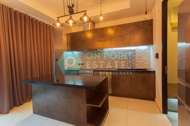 The Park Lane 22 3 Bedrooms 5 Bathrooms for Rent 120,000 Baht (C993)