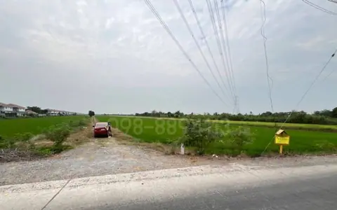 Two land parcels for sale in Sai Noi and Thawi Watthana, Nonthaburi, totaling 29 rai 1 ngan 84 sq.wah