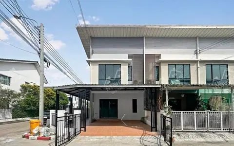 โมดิ วิลล่า ปิ่นเกล้า-วงแหวน แปลงมุม แต่งใหม่ ต่อเติมครบพร้อมอยู่
