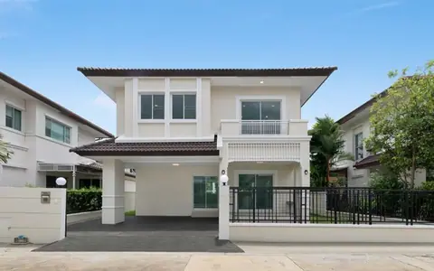 บ้านเดี่ยว 2 ชั้นตกแต่งใหม่ เดอะ เซนโทร รัตนาธิเบศร์