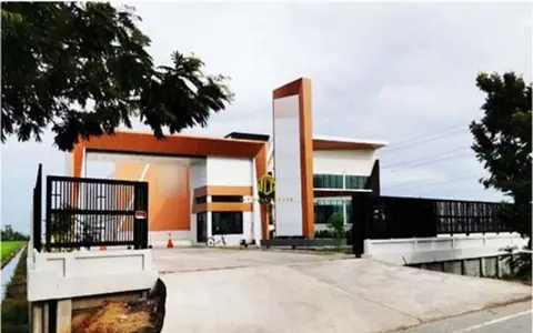 ขายโรงงานพร้อมผู้เช่าเนื้อที่ 32-2-73 ไร่ พื้นที่สีม่วง มีใบรง.4 ไทรน้อย นนทบุรี
