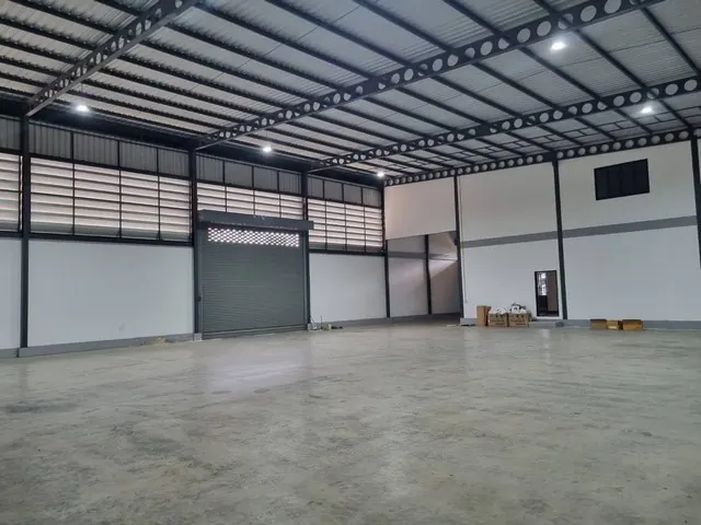 ขาย/ให้เช่าโรงงานเนื้อที่ทั้งหมด 3 งาน 75 ตรว. กระทุ่มแบน สมุทรสาคร