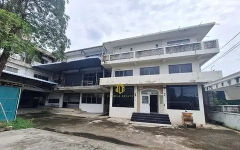 ขายโรงงานพื้นที่ใช้สอยรวม 3,900 ตรม. พื้นที่สีม่วงลาย ท้ายบ้าน สมุทรปราการ