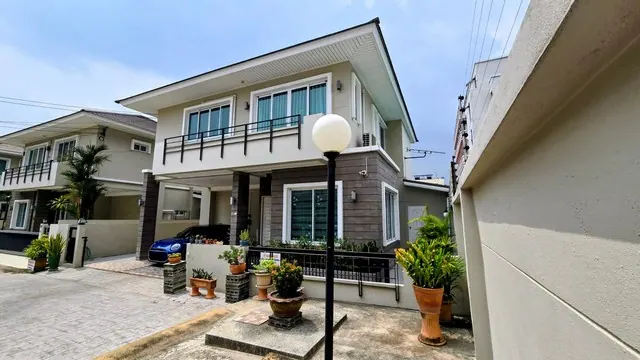 บ้านเดี่ยวสุดส่วนตัว ติดเกษตรนวมินทร์ 3 นอน 4 น้ำ ลาดปลาเค้า 53 โครงการ Cluster Haus