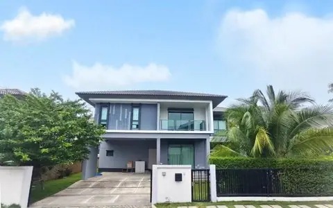 ขาย บ้านเดี่ยว แปลงมุมติดสวน ถูกที่สุดใน type เดียวกัน มีห้องนอนชั้นล่าง ตกแต่งสวยพร้อมอยู่ หมู่บ้านบุราสิริ วงแหวน-อ่อนนุช
