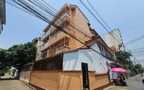 ตึกหัวมุมติดถนนให้เช่าชั้น 2,3,4+ดาดฟ้า 30,000/เดือน ซ.ลาดพร้าว 87 ทะลุ ซ.ประดิษมนูธรรม 10