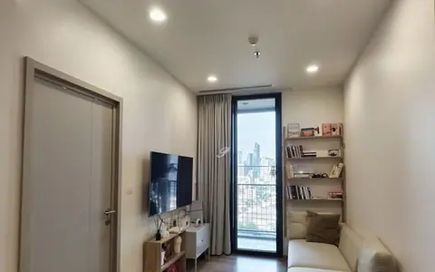 Oka Haus สุขุมวิท 36 ชั้น 16 ทิศเหนือ วิวโล่ง เฟอร์ครบ พร้อมอยู่ ราคาถูกมาก